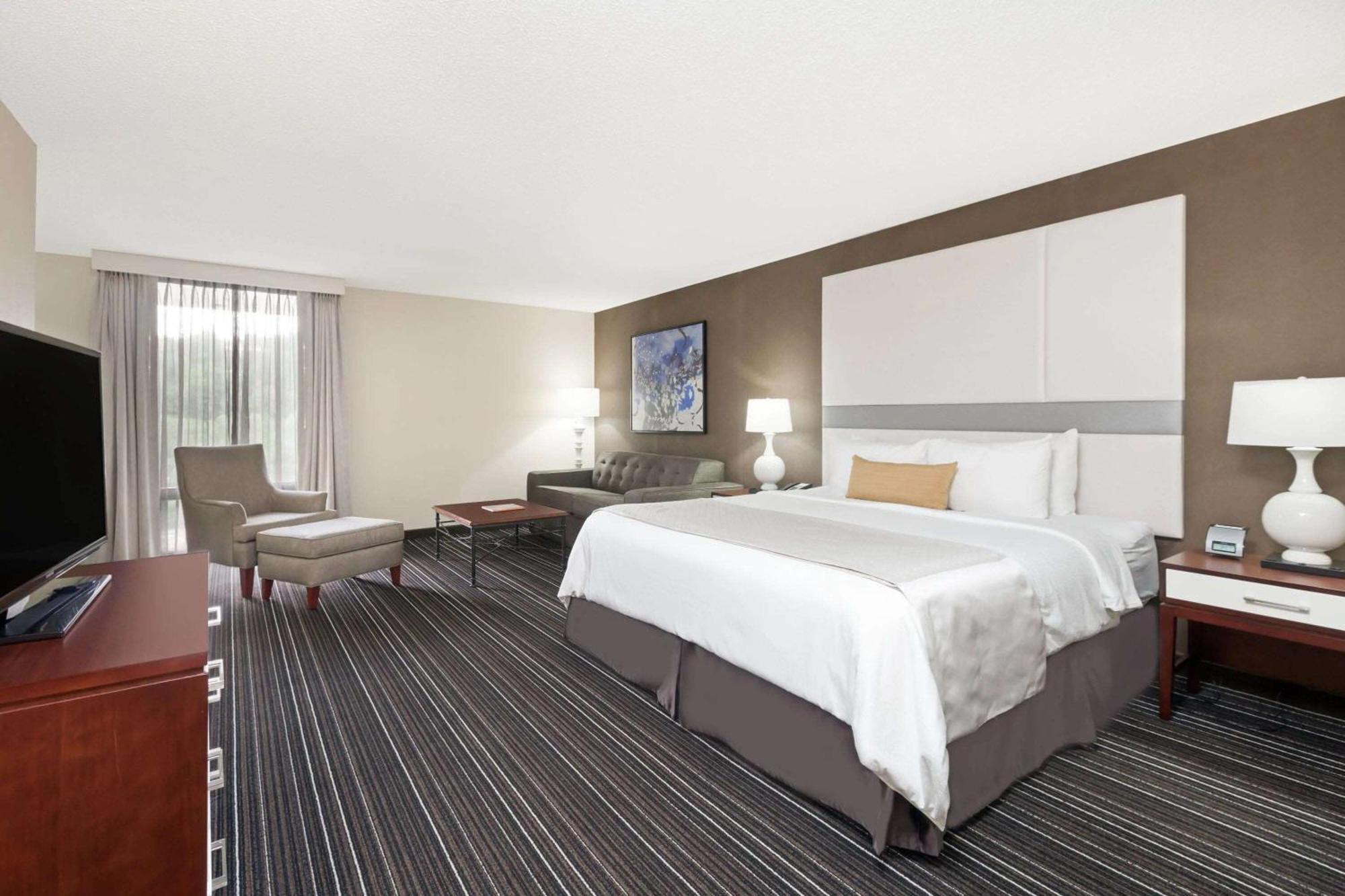 Sonesta Atlanta Northwest Marietta - The Battery Hotel Екстериор снимка